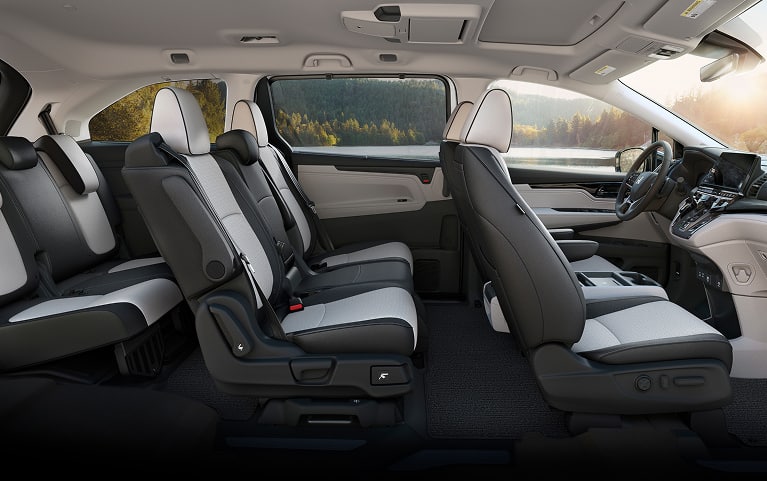2027 Honda Odyssey  Elite Magic Slide second-row seats and spacious third-row leather-trimmed cabin (Minivan).